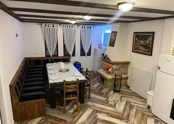 конакъ войнов * Yasna Polyana